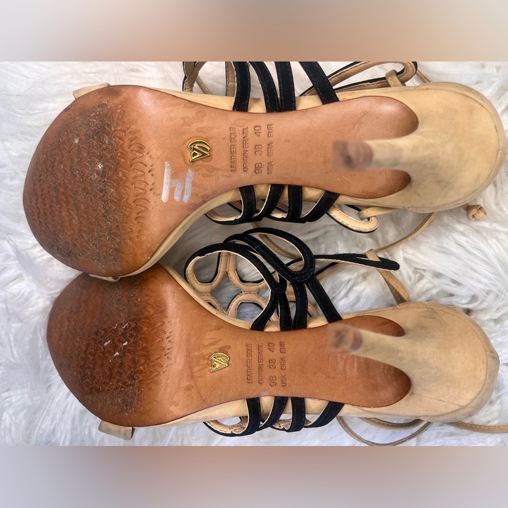 Vicenza Elegant Beige and Black Strappy Heels - Picture 6 of 6